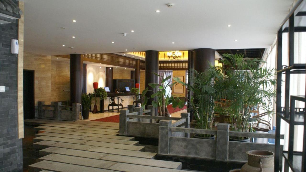 Holiday Inn Binhai Tientsin Esterno foto